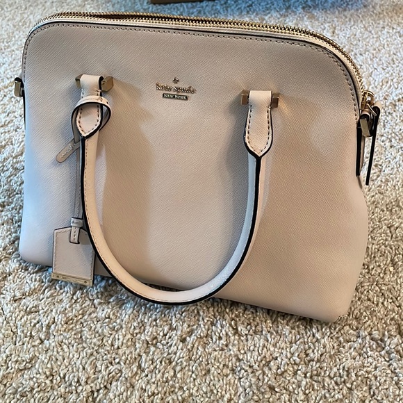 kate spade Handbags - Kate Spade handbag/crossbody